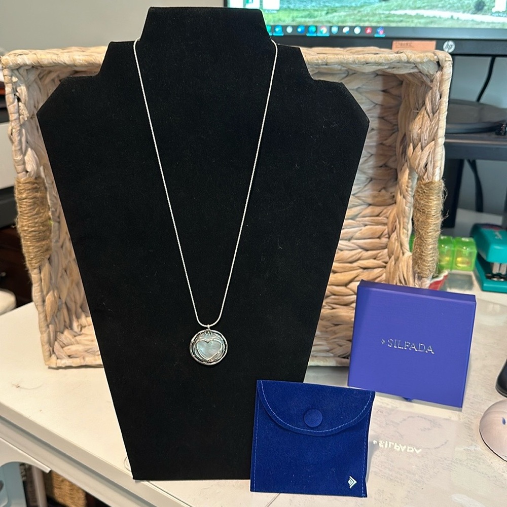 Silpada Sterling Silver Mother of Pearl “Lighthearted” Necklace - Brand New